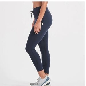 Vuori High Waist Daily Legging Navy Blue L?